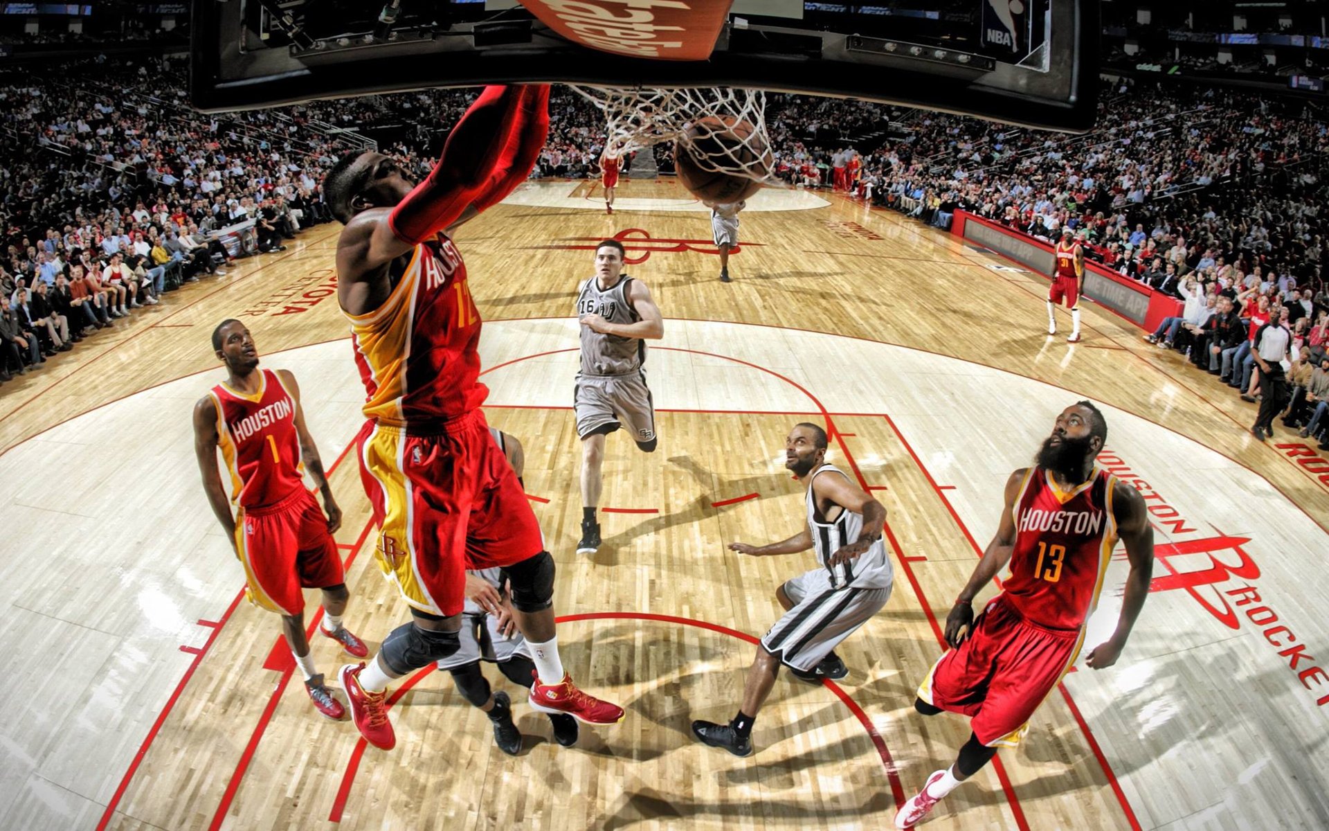 爱游戏全站-纽卡斯尔战术变阵+巴萨助力国王杯，莱万50分钟C9神迹刷屏